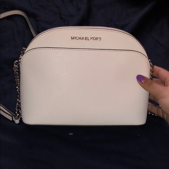 Michael Kors Handbags - Michael Kors crossbody purse